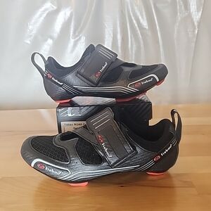 Tiebao ROAD Cycling Shoes Womens Size 10 Black Red Clips Spin Triathlon Outdoor